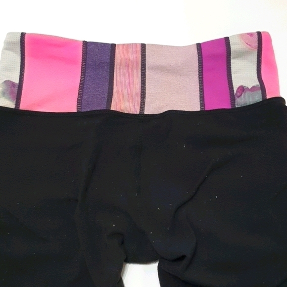 Lululemon Women's Cropped leggings - Picture 8 of 9